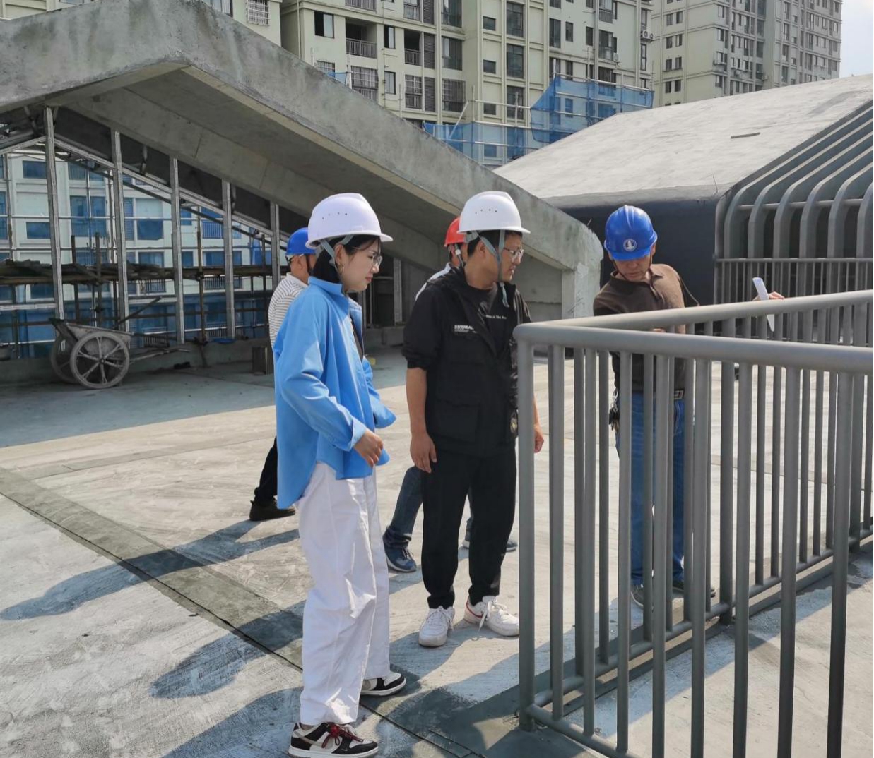 黃山市屯溪區(qū)學前教育能力提升工程-百鳥亭幼兒園建設項目組織節(jié)前安全生產(chǎn)檢